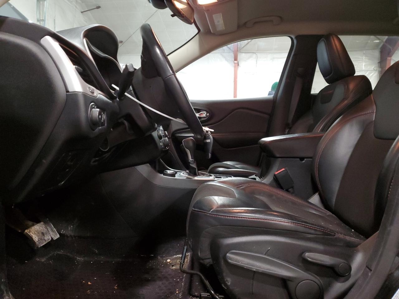 2016 Jeep Cherokee - Image 7