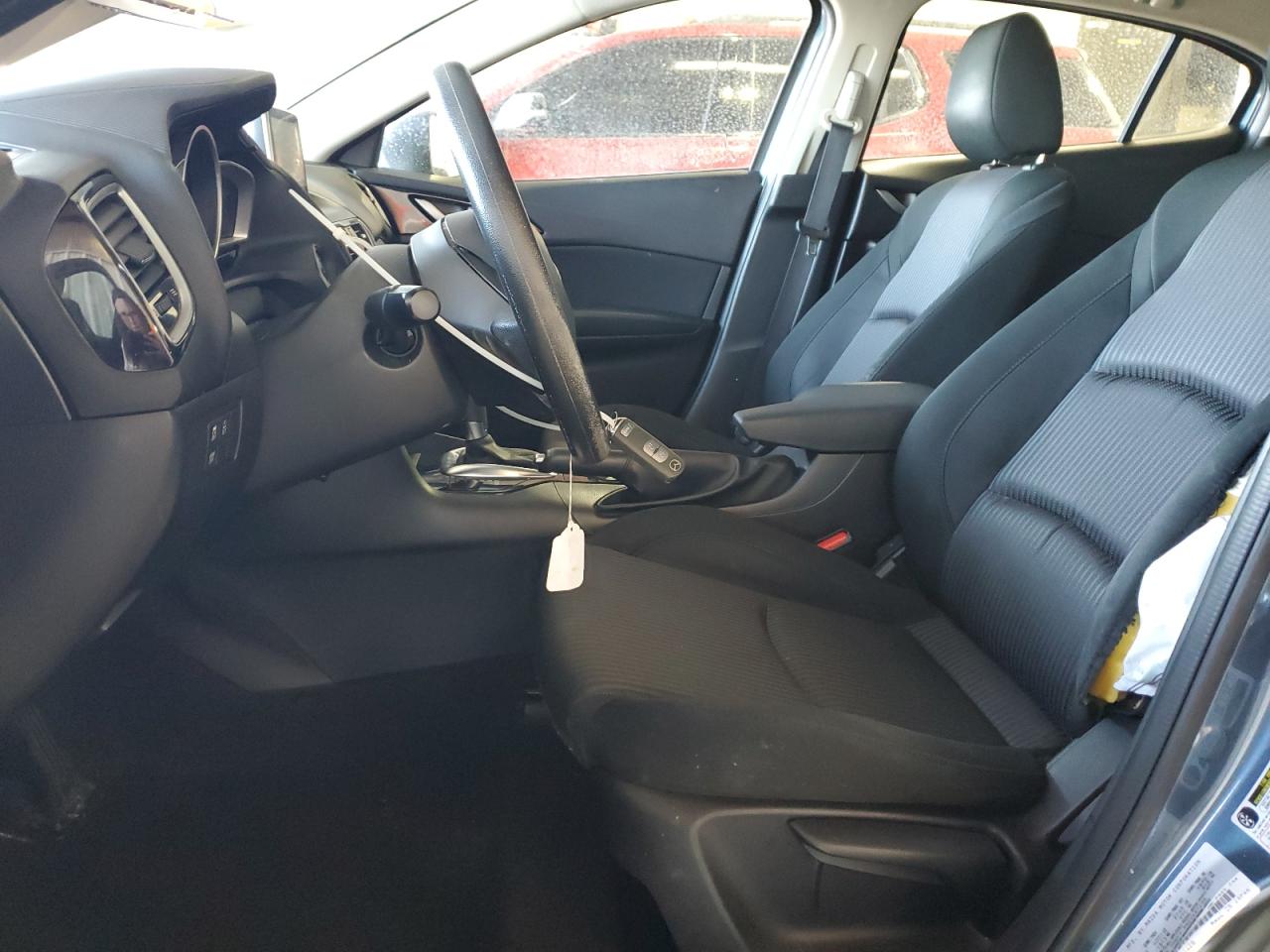 2016 Mazda 3 - Image 7