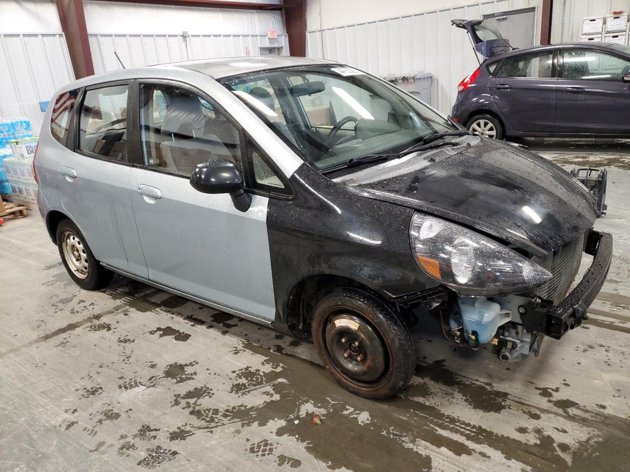 2007 Honda Fit - Image 4