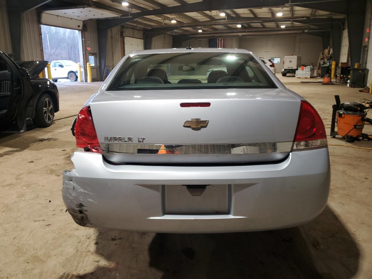 2006 Chevrolet Impala - Image 6