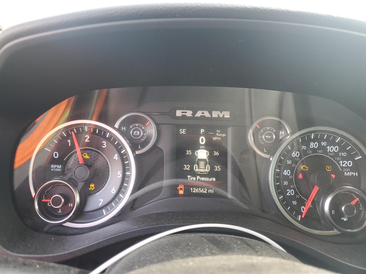 2019 RAM 1500 - Image 9