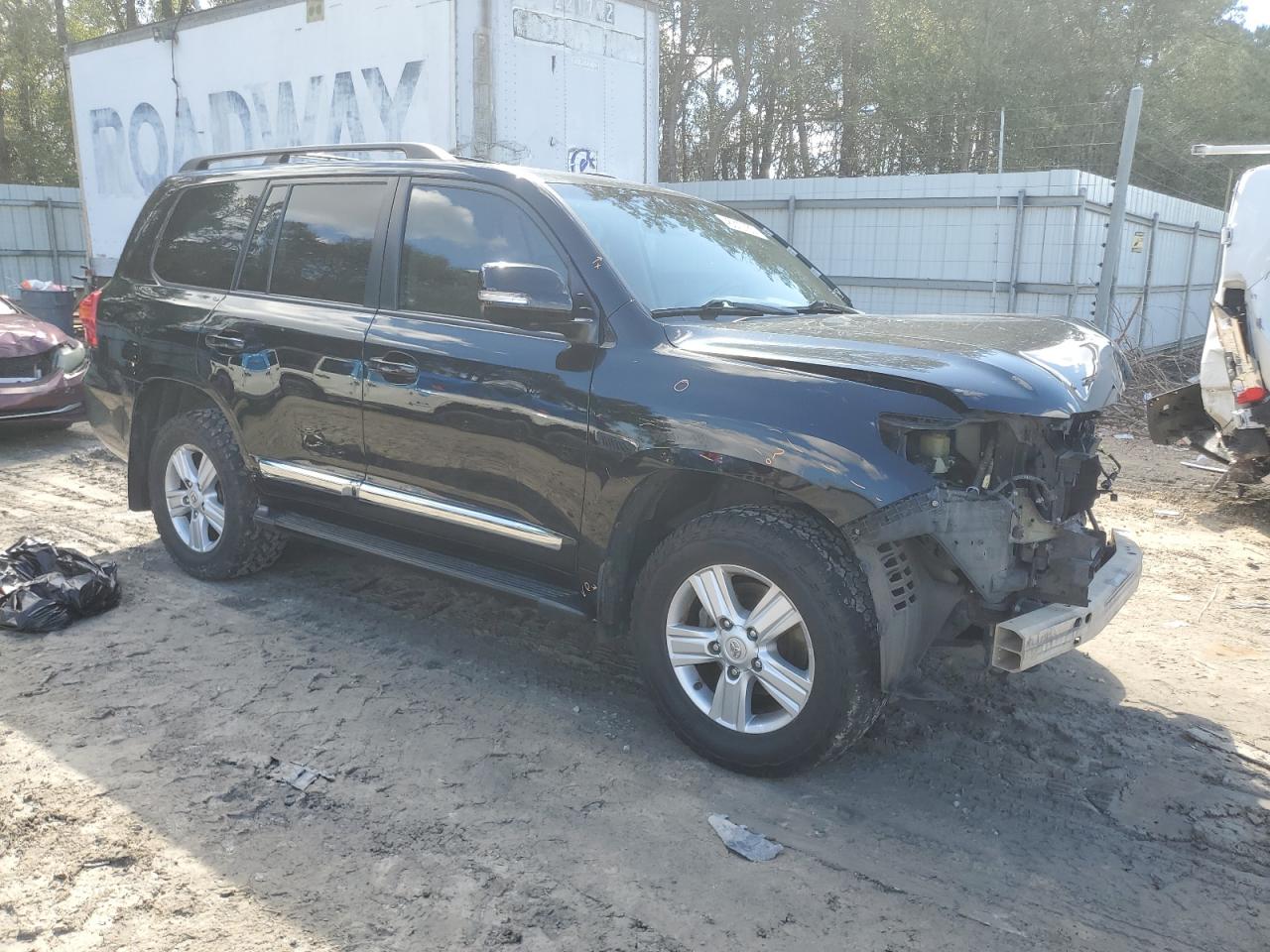 2014 Toyota Land Cruiser - Image 4