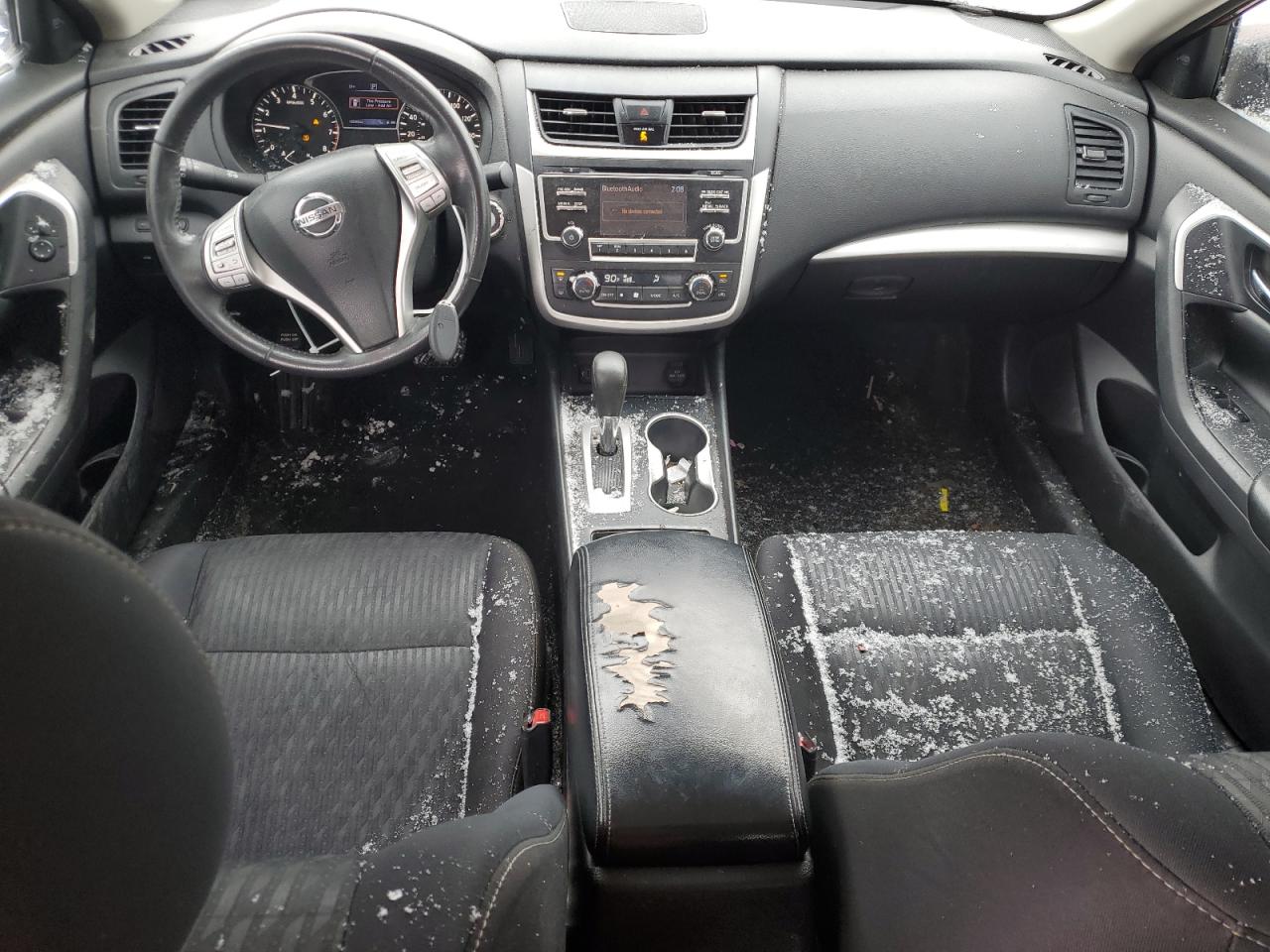 2017 Nissan Altima - Image 8