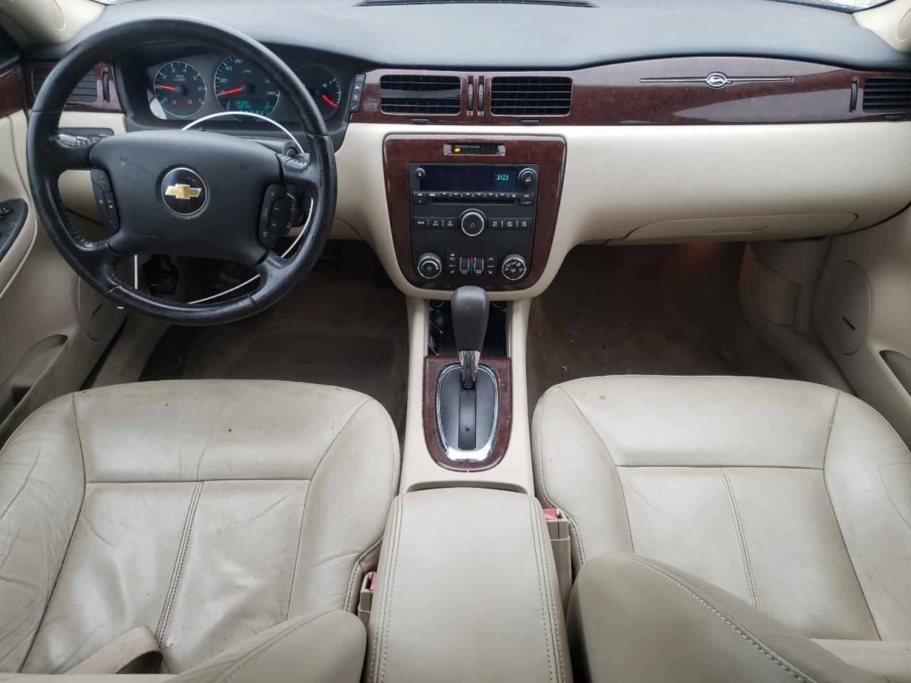 2011 Chevrolet Impala - Image 8