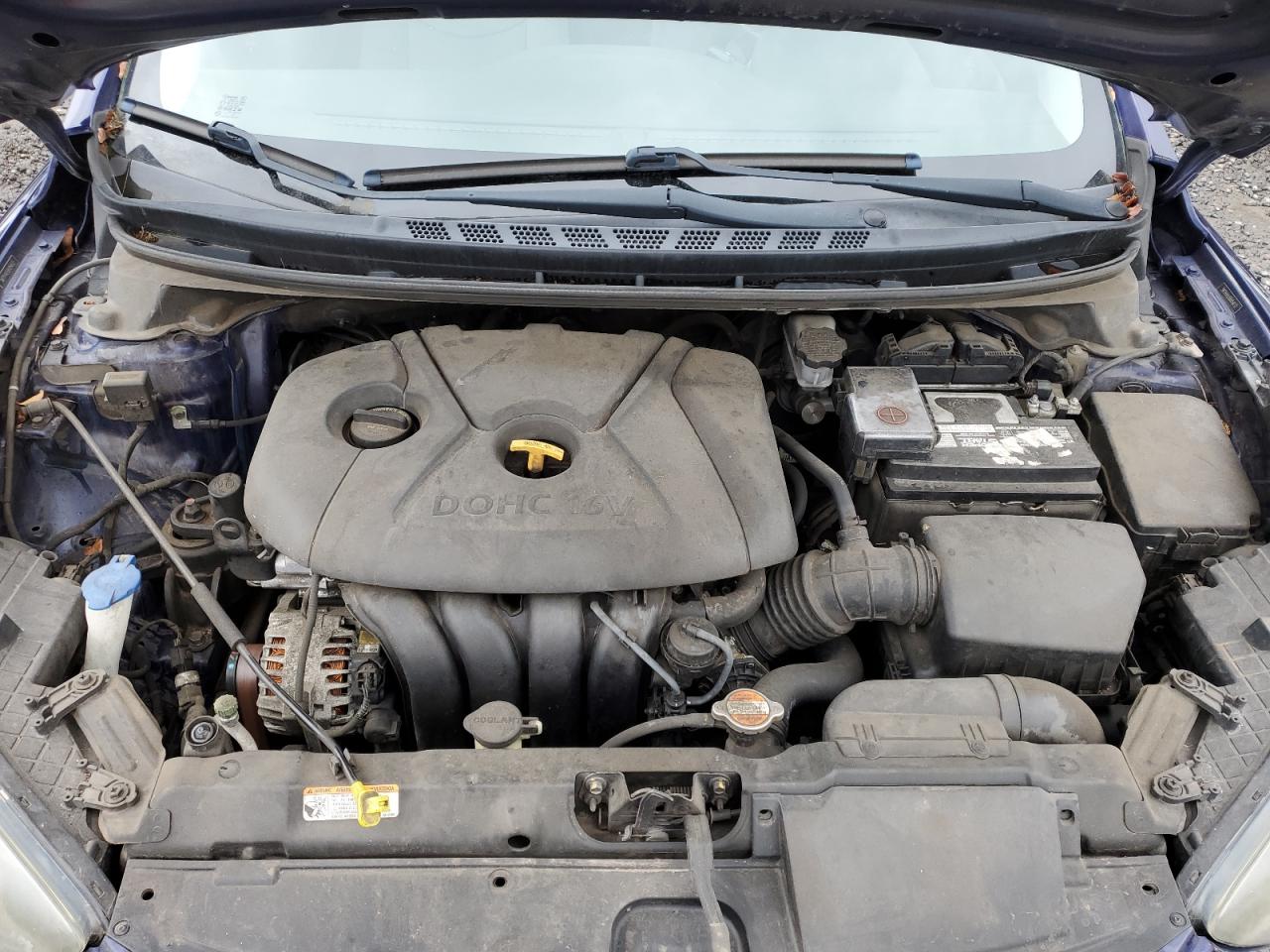 2011 Hyundai Elantra - Image 11