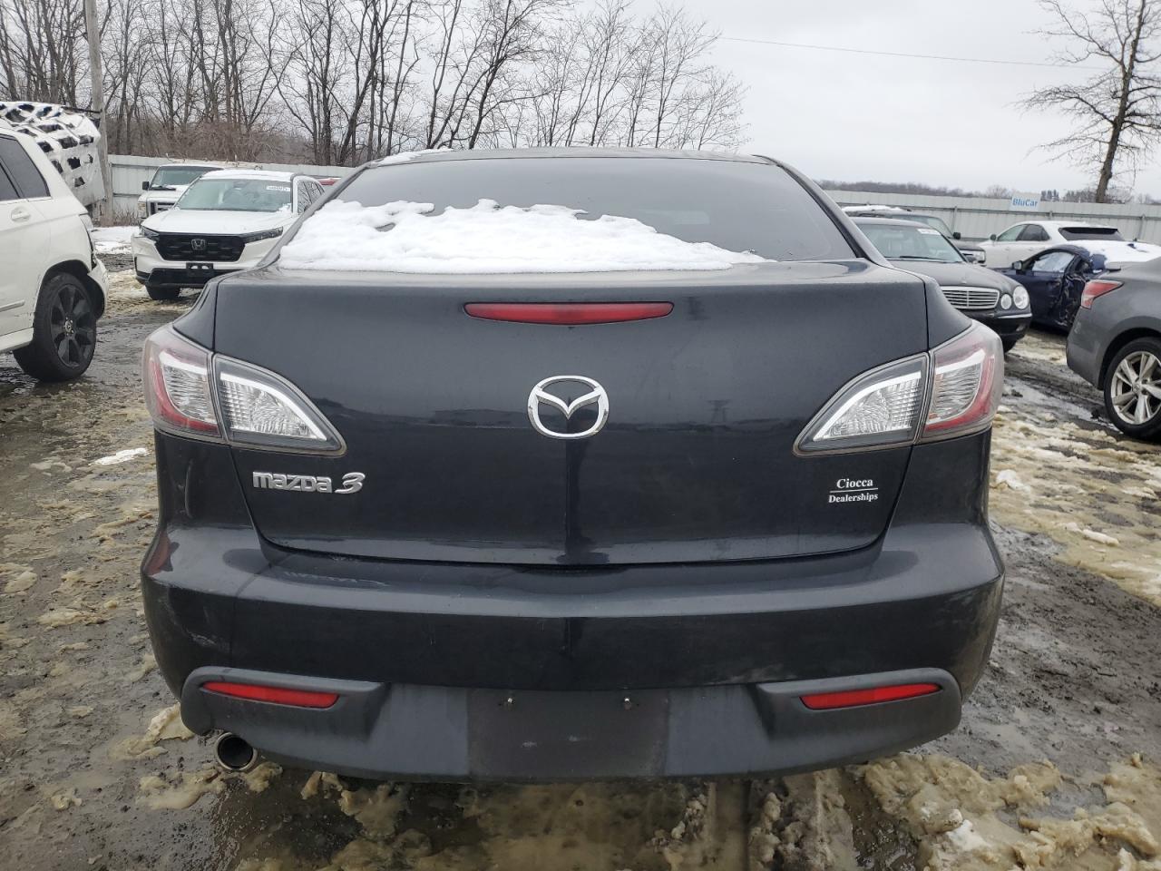 2010 Mazda 3 - Image 6