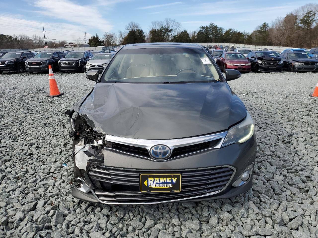 2014 Toyota Avalon - Image 5