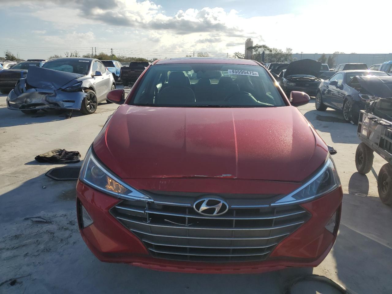 2020 Hyundai Elantra - Image 5