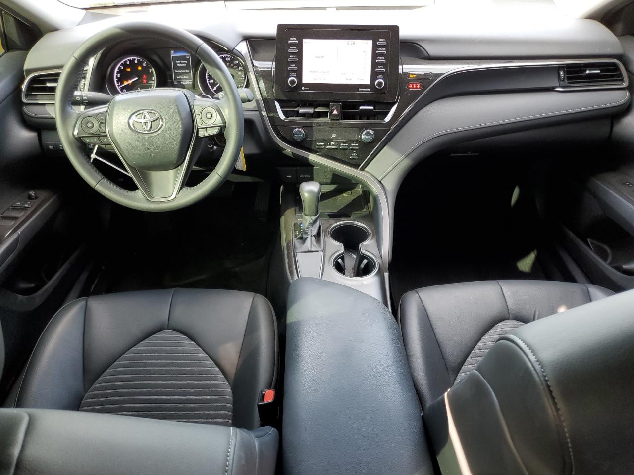 2021 Toyota Camry - Image 8