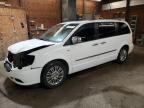 2014 Chrysler Town & Country Touring L na sprzedaż w Ebensburg, PA - Front End