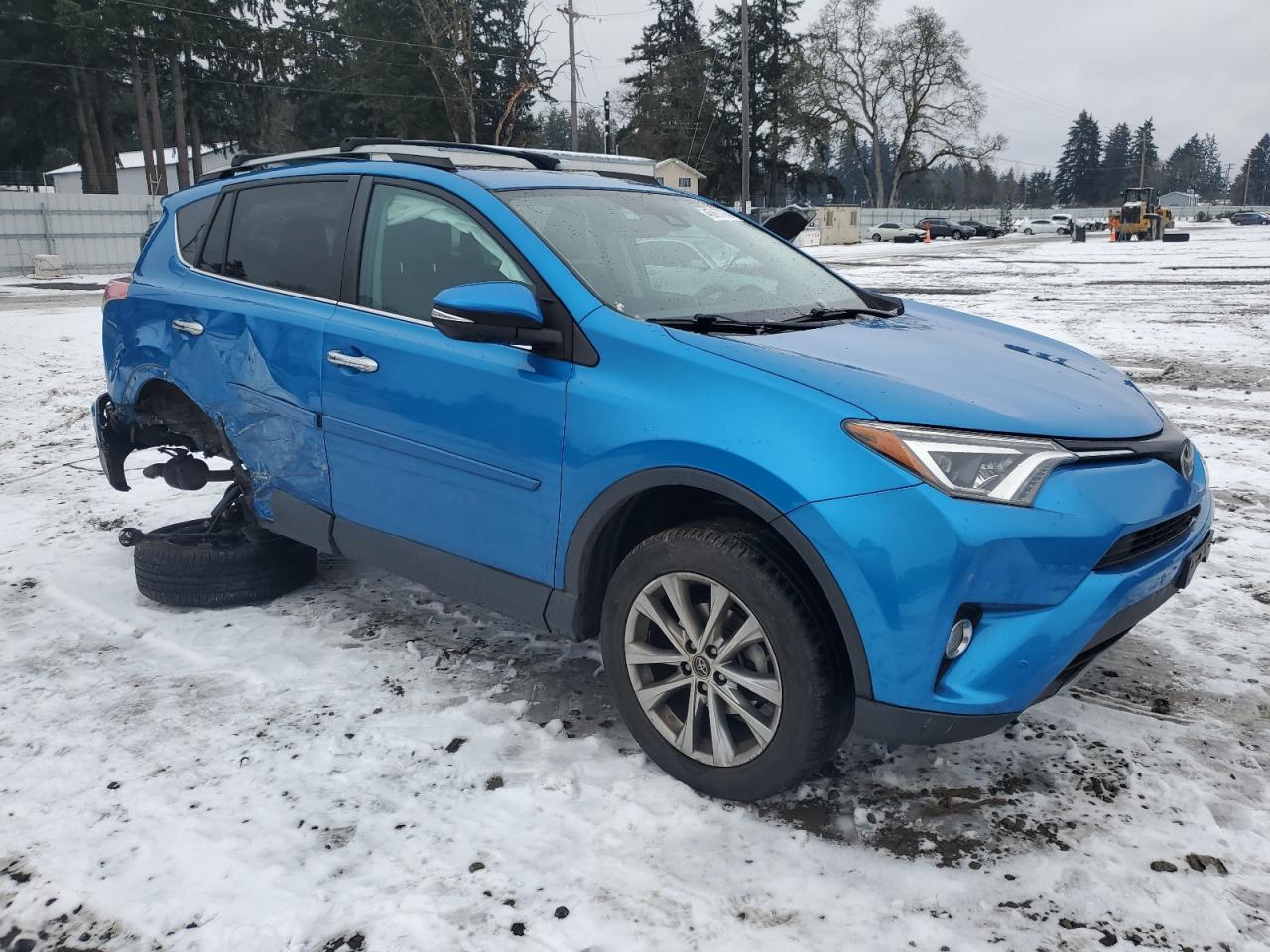 2017 Toyota RAV 4 - Image 4