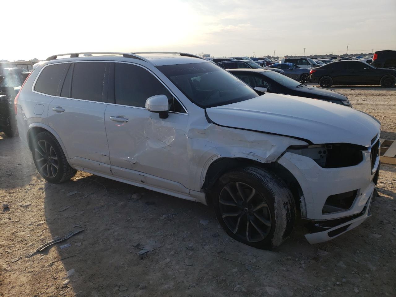 2019 Volvo XC90 - Image 4