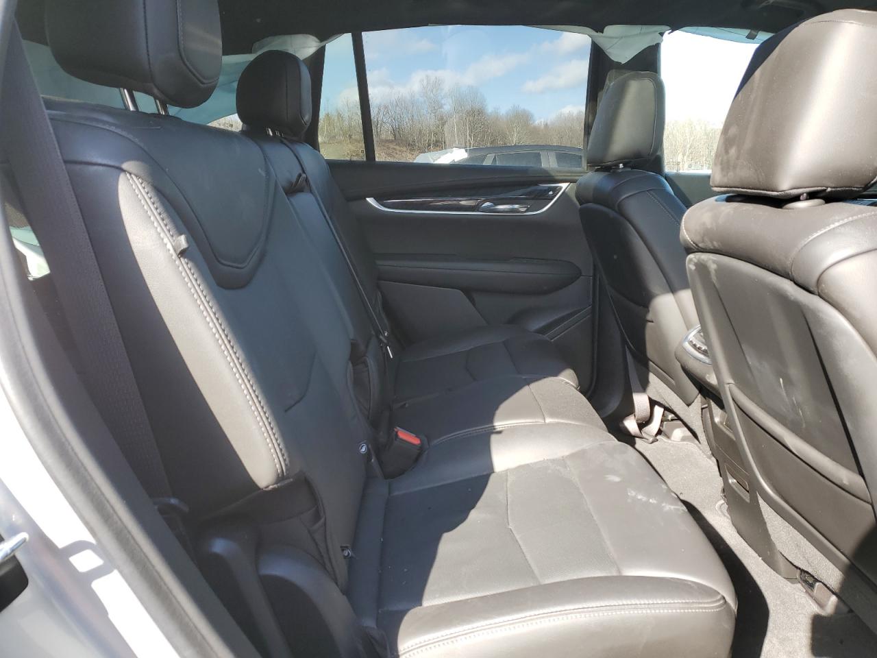 2020 Cadillac XT6 - Image 11