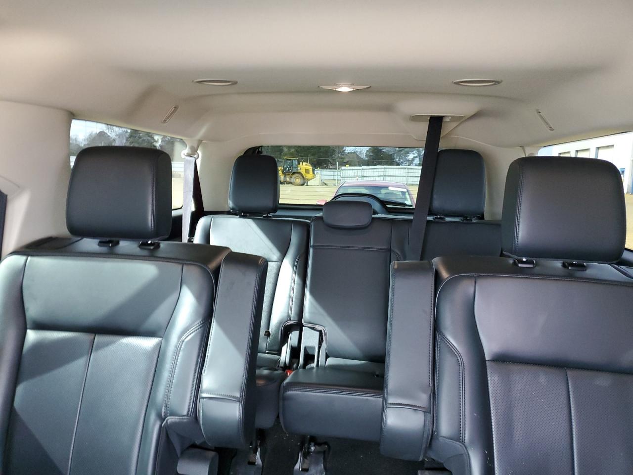 2023 Ford Expedition - Image 10