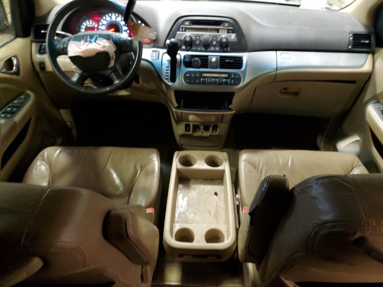 2010 Honda Odyssey - Image 8