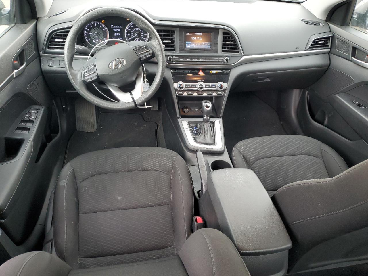 2020 Hyundai Elantra - Image 8