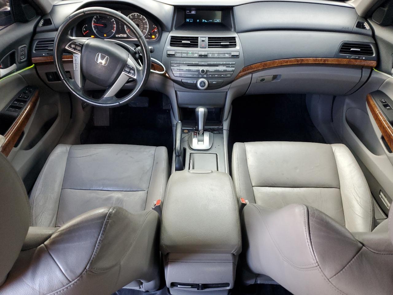 2012 Honda Accord - Image 8