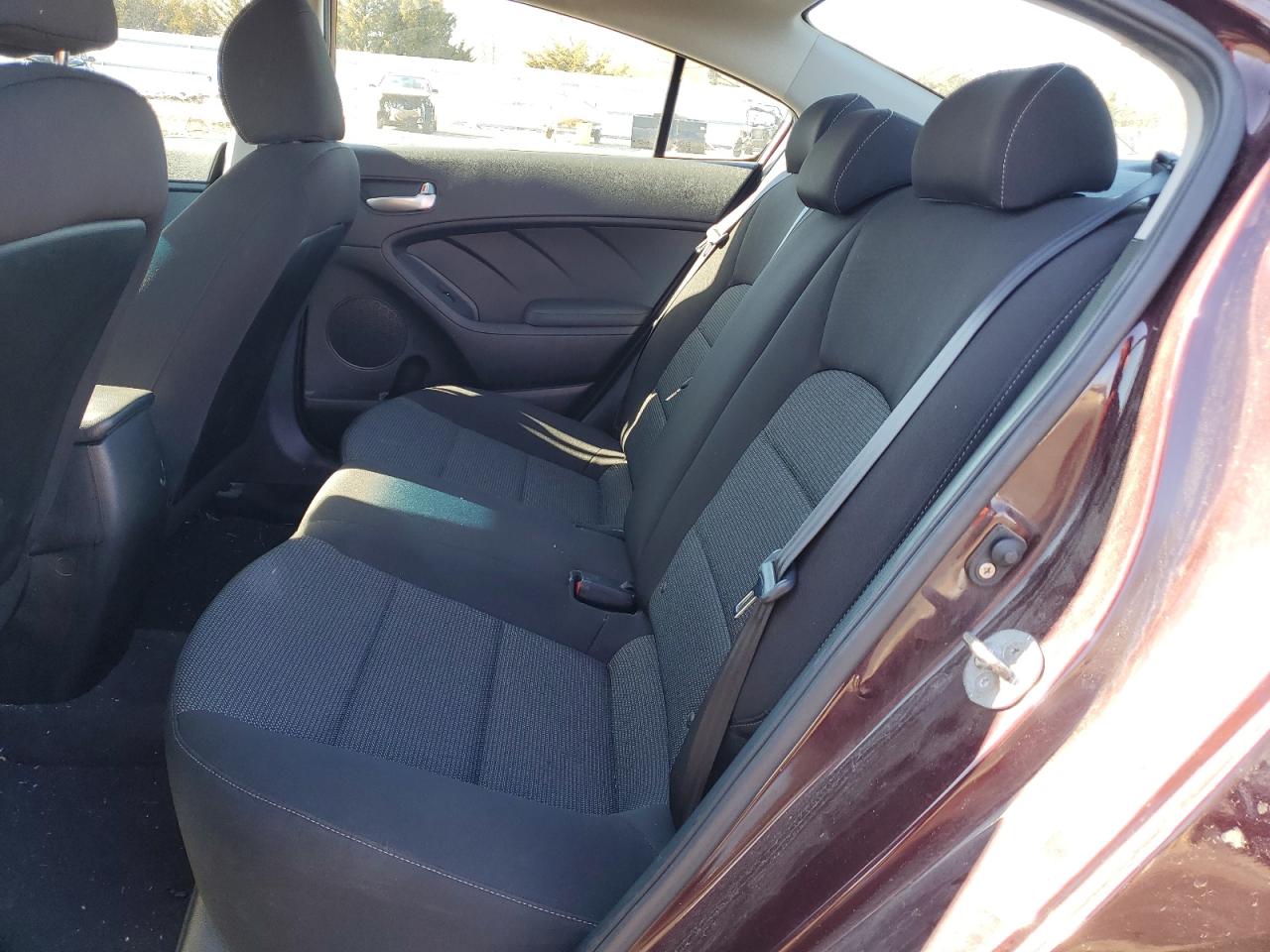 2018 Kia Forte - Image 10