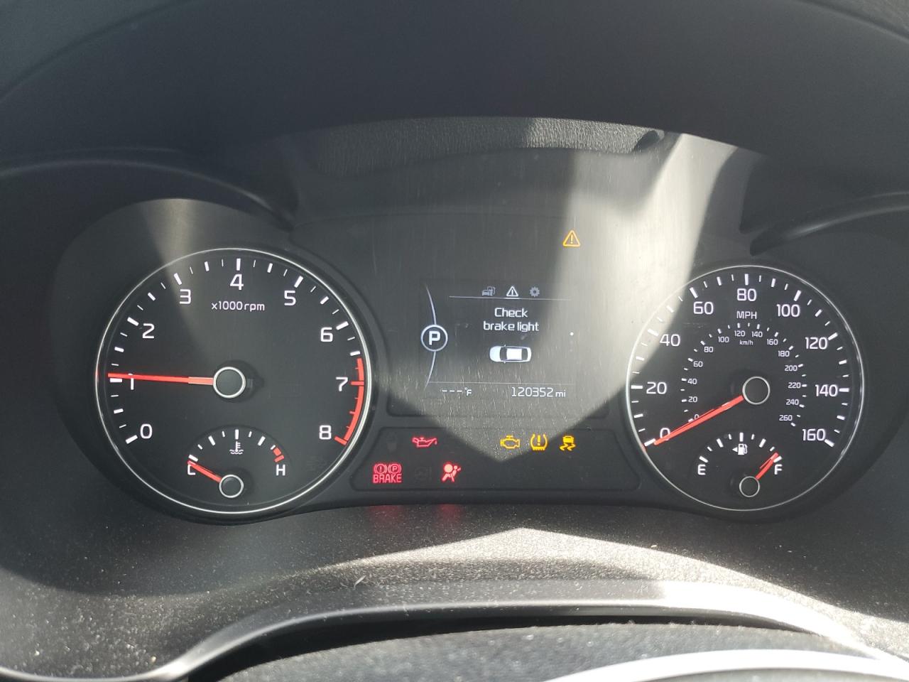 2016 Kia Optima - Image 9