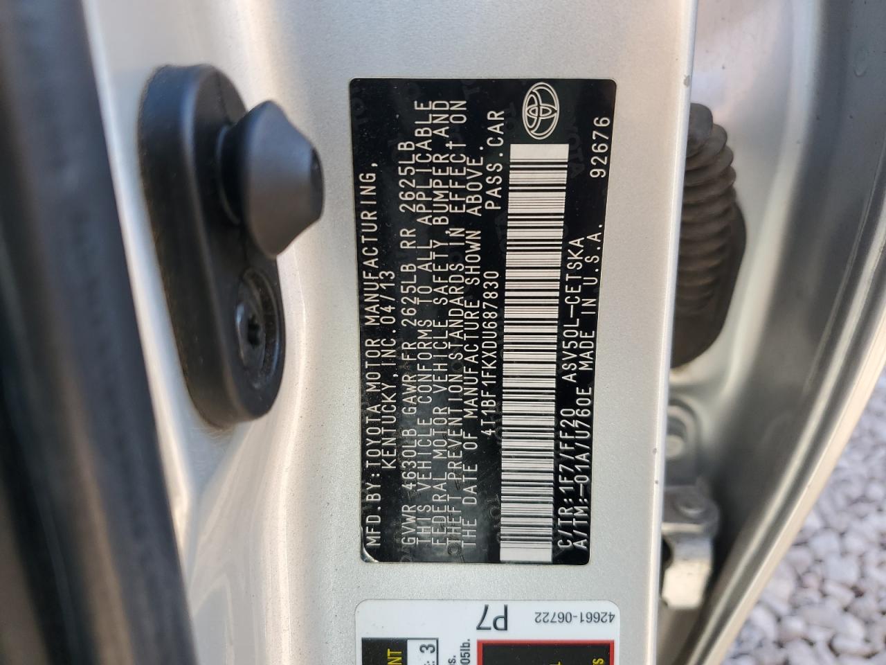 2013 Toyota Camry - Image 12