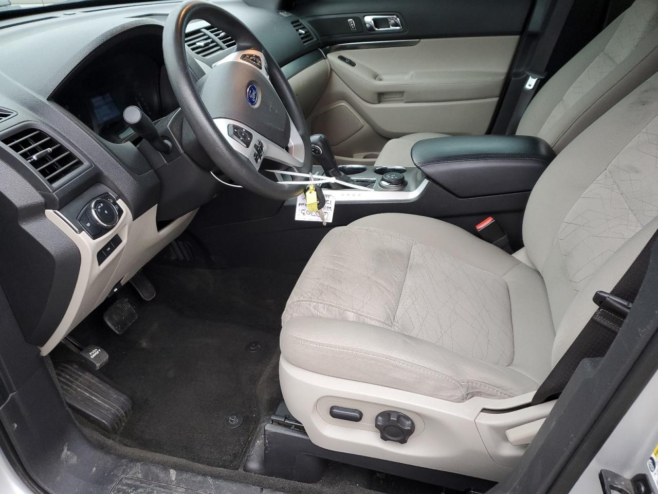 2012 Ford Explorer - Image 7