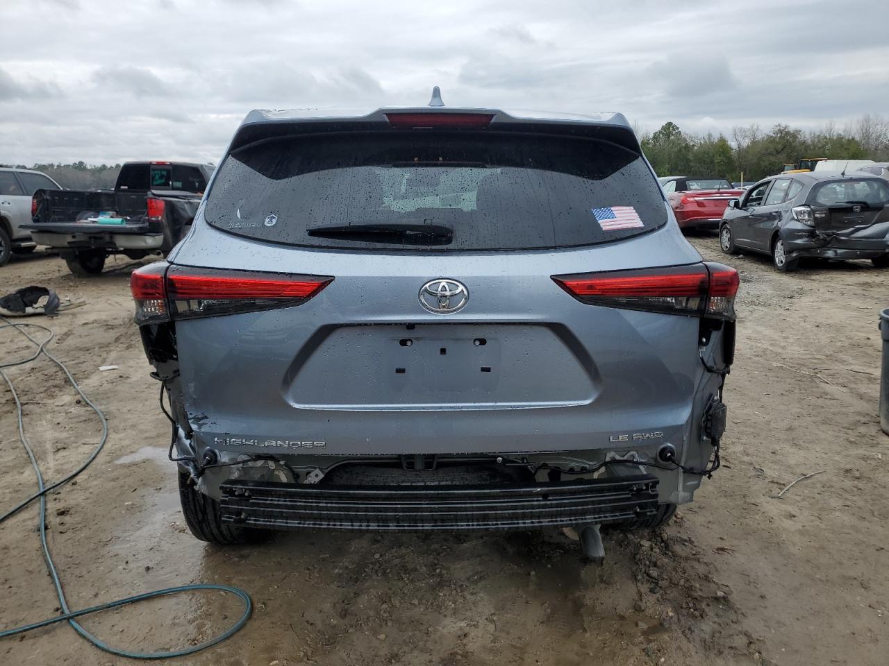 2021 Toyota Highlander - Image 6