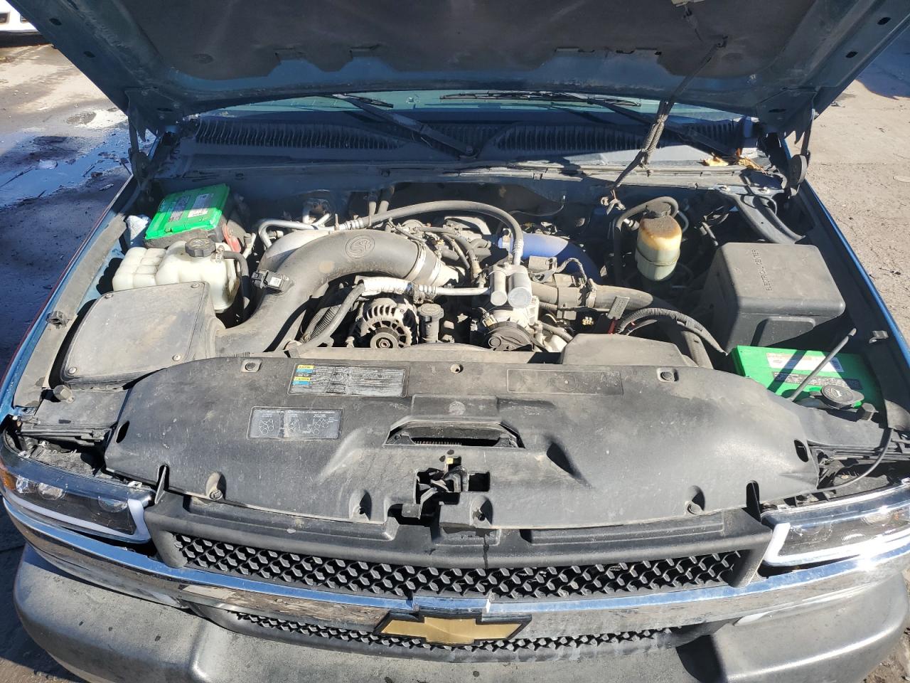 2002 Chevrolet Silverado - Image 11