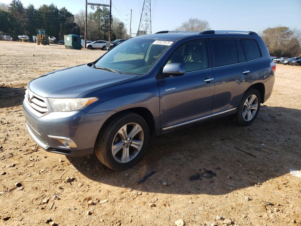 2013 Toyota Highlander - Image 1