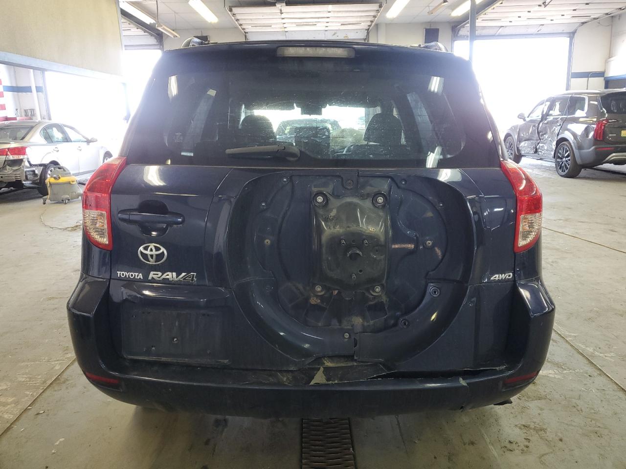 2007 Toyota RAV 4 - Image 6