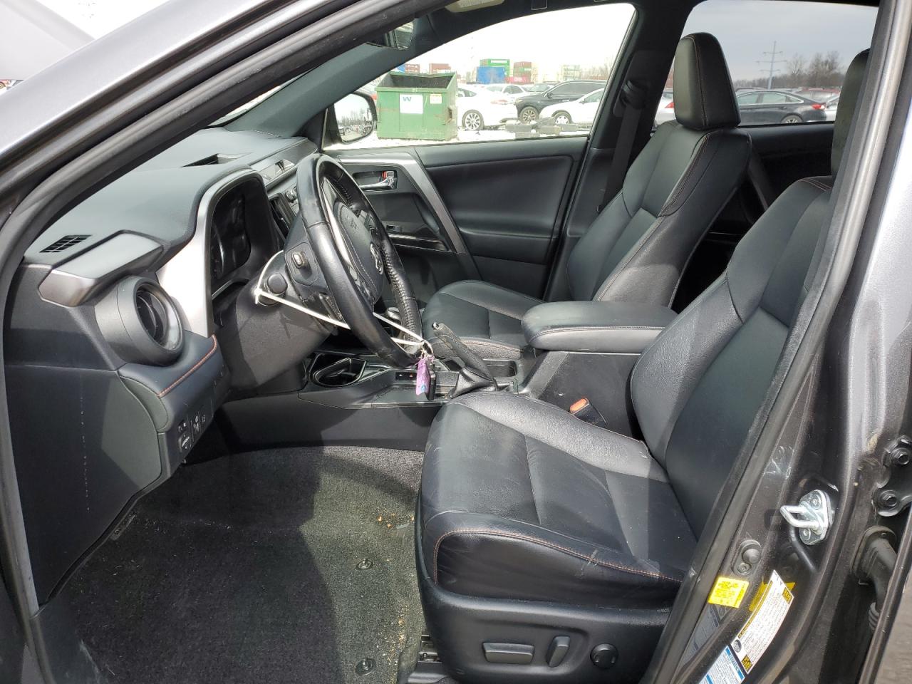 2018 Toyota RAV 4 - Image 7