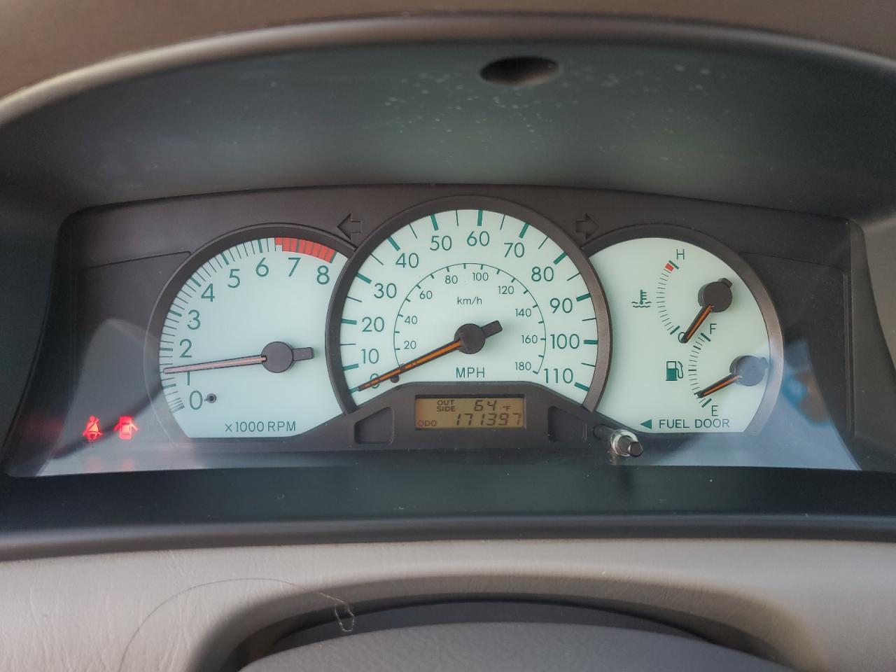 2004 Toyota Corolla - Image 9