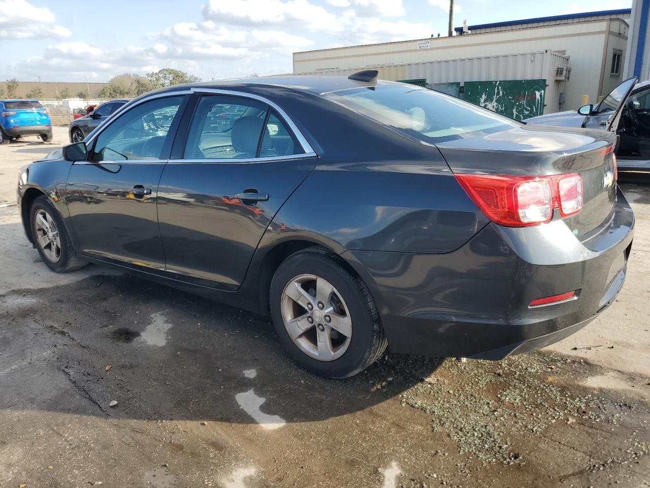 2016 Chevrolet Malibu - Image 2