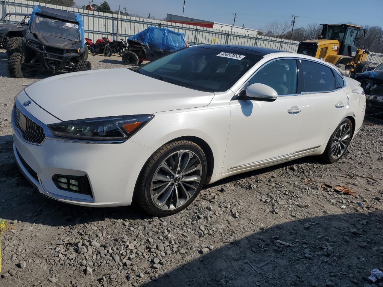 2017 Kia Cadenza Premium for Sale in Montgomery, AL - Rear End