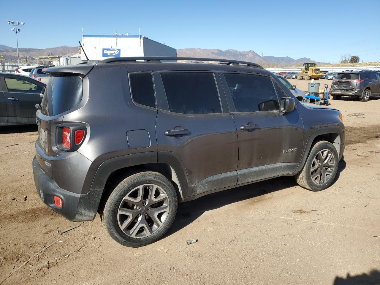 2017 Jeep Renegade - Image 3