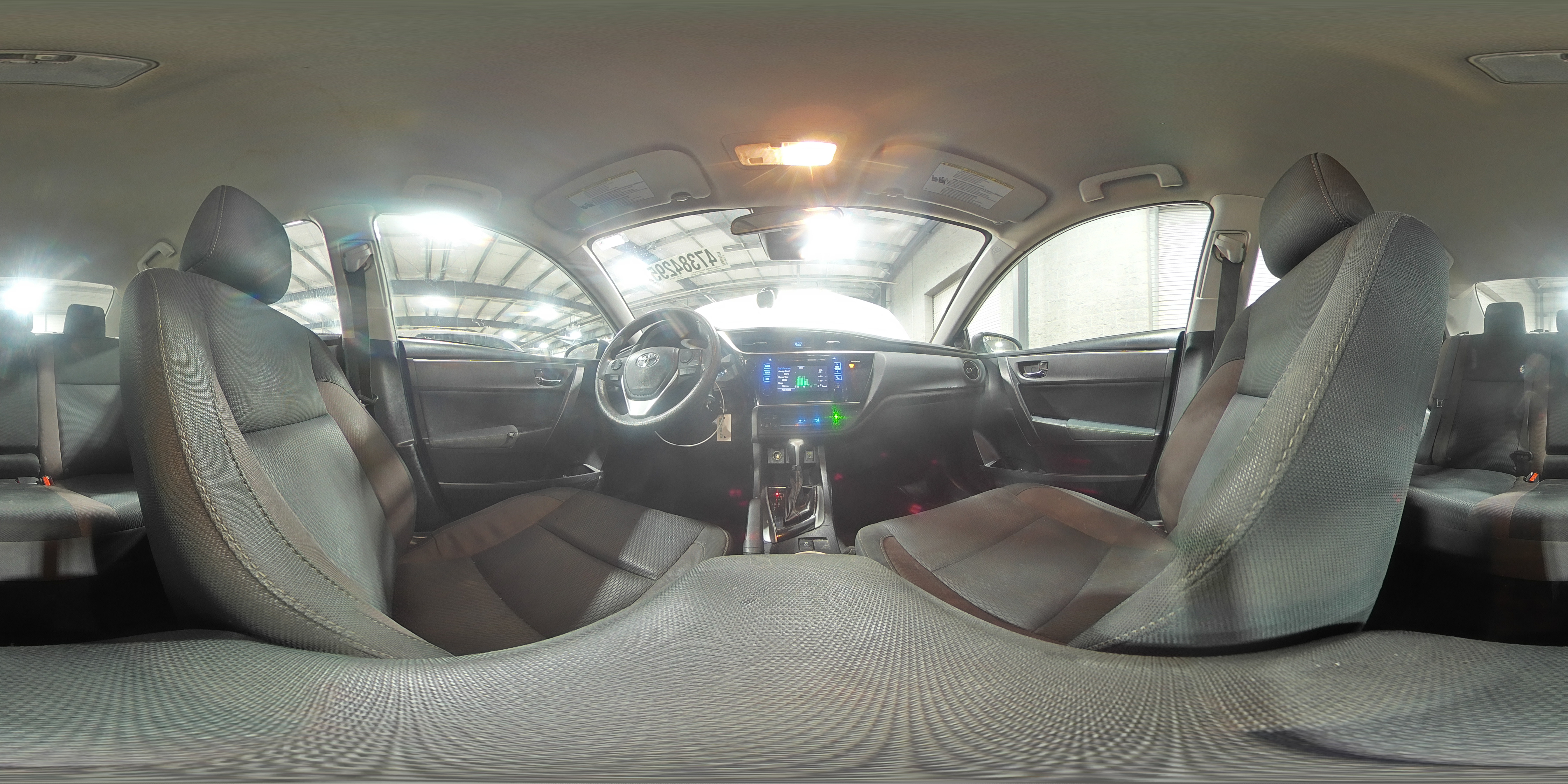 2017 Toyota Corolla - Image 15