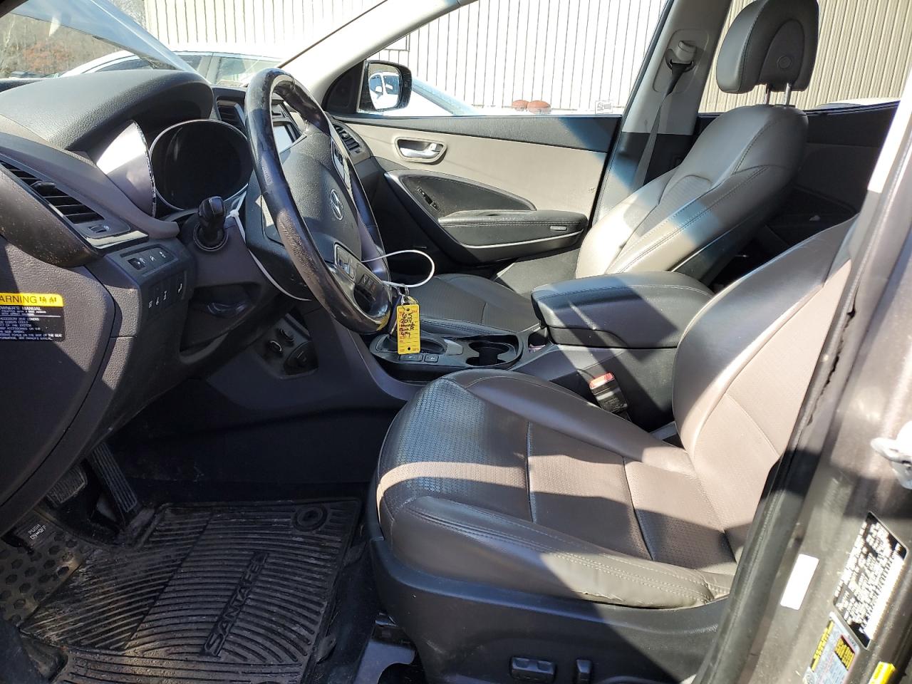 2014 Hyundai Santa Fe - Image 7