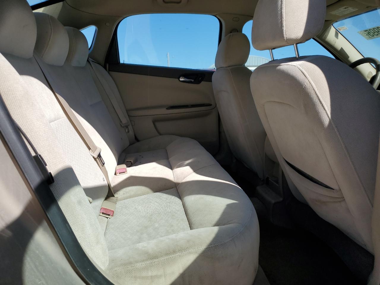 2007 Chevrolet Impala - Image 11