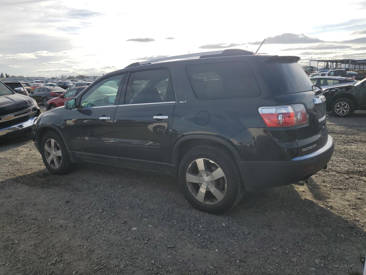 2012 GMC Acadia - Image 2