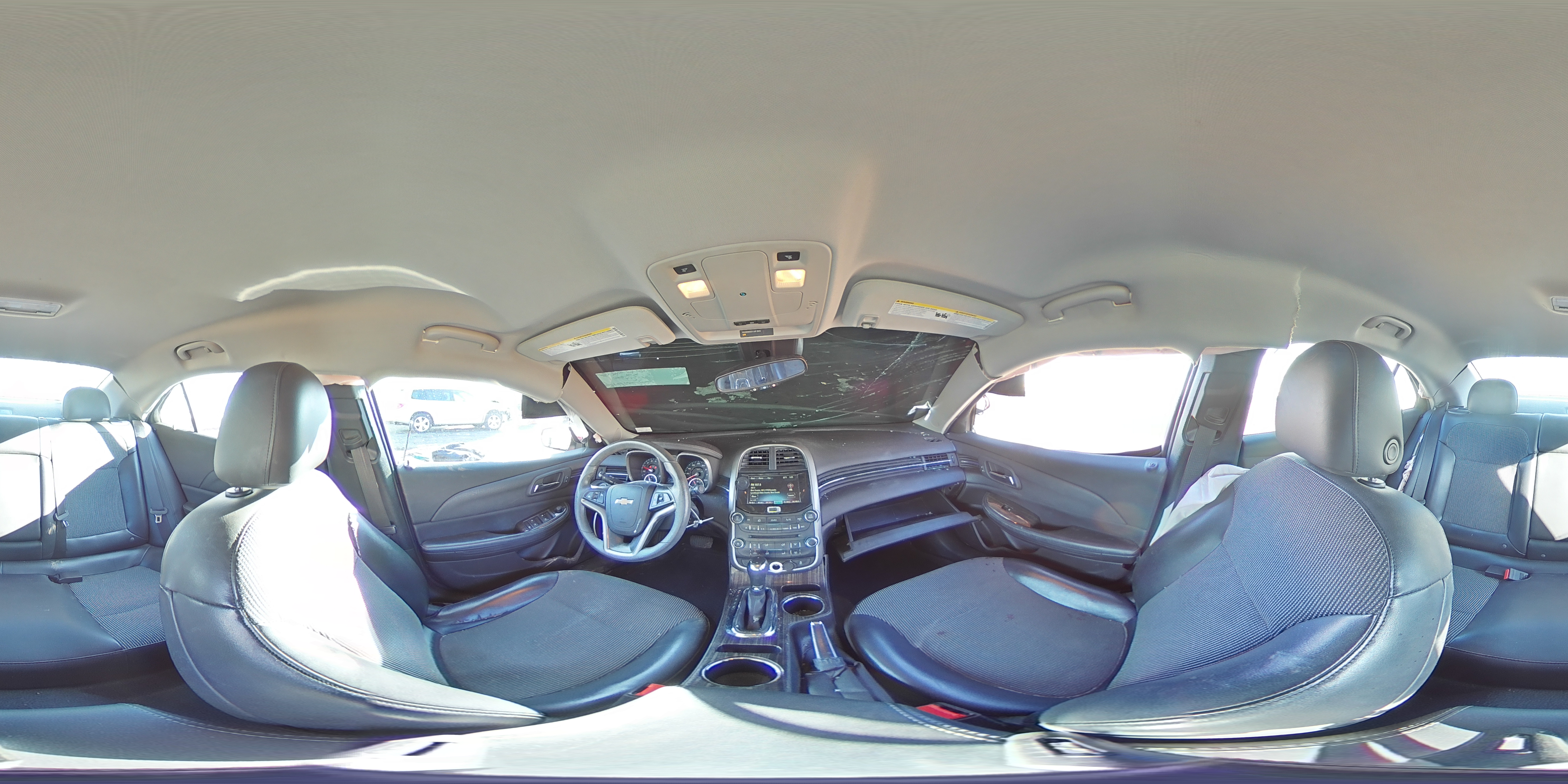 2016 Chevrolet Malibu - Image 13