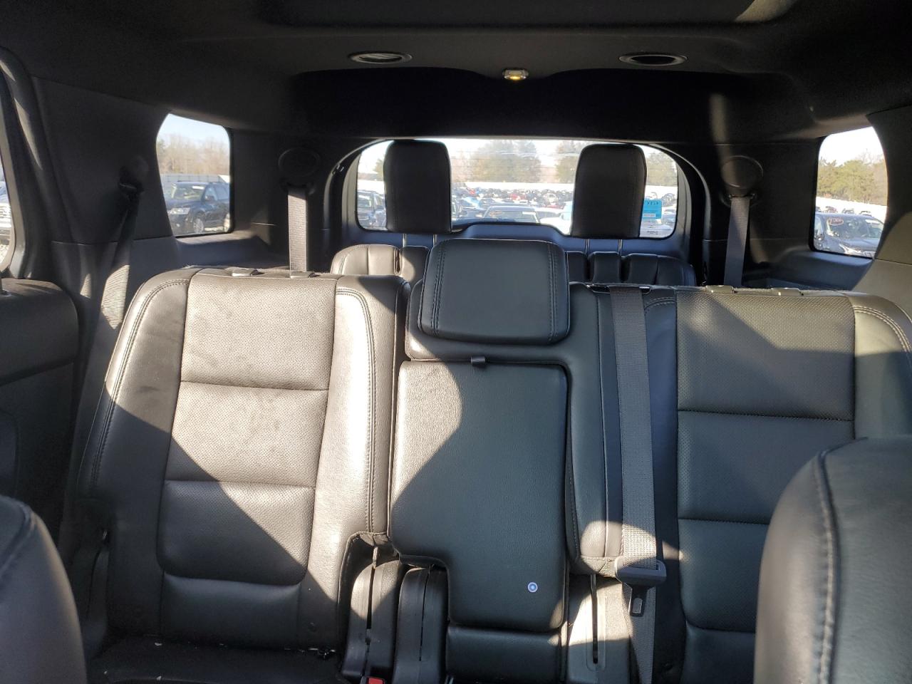 2015 Ford Explorer - Image 10