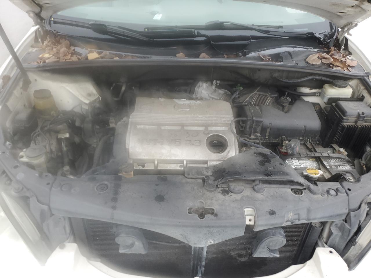 2005 Lexus RX - Image 11
