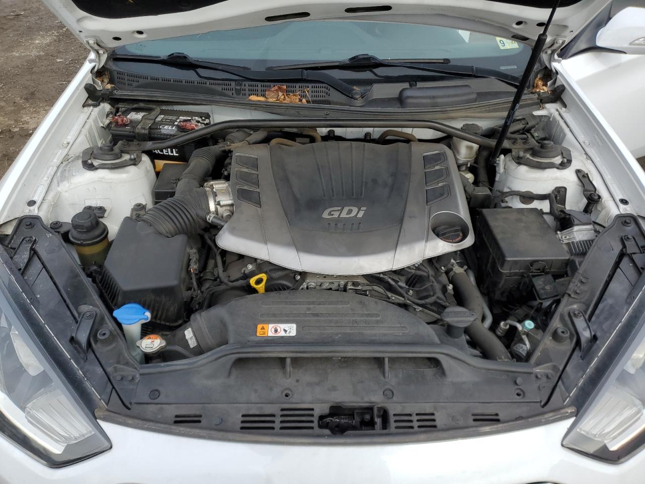 2016 Hyundai Genesis - Image 11