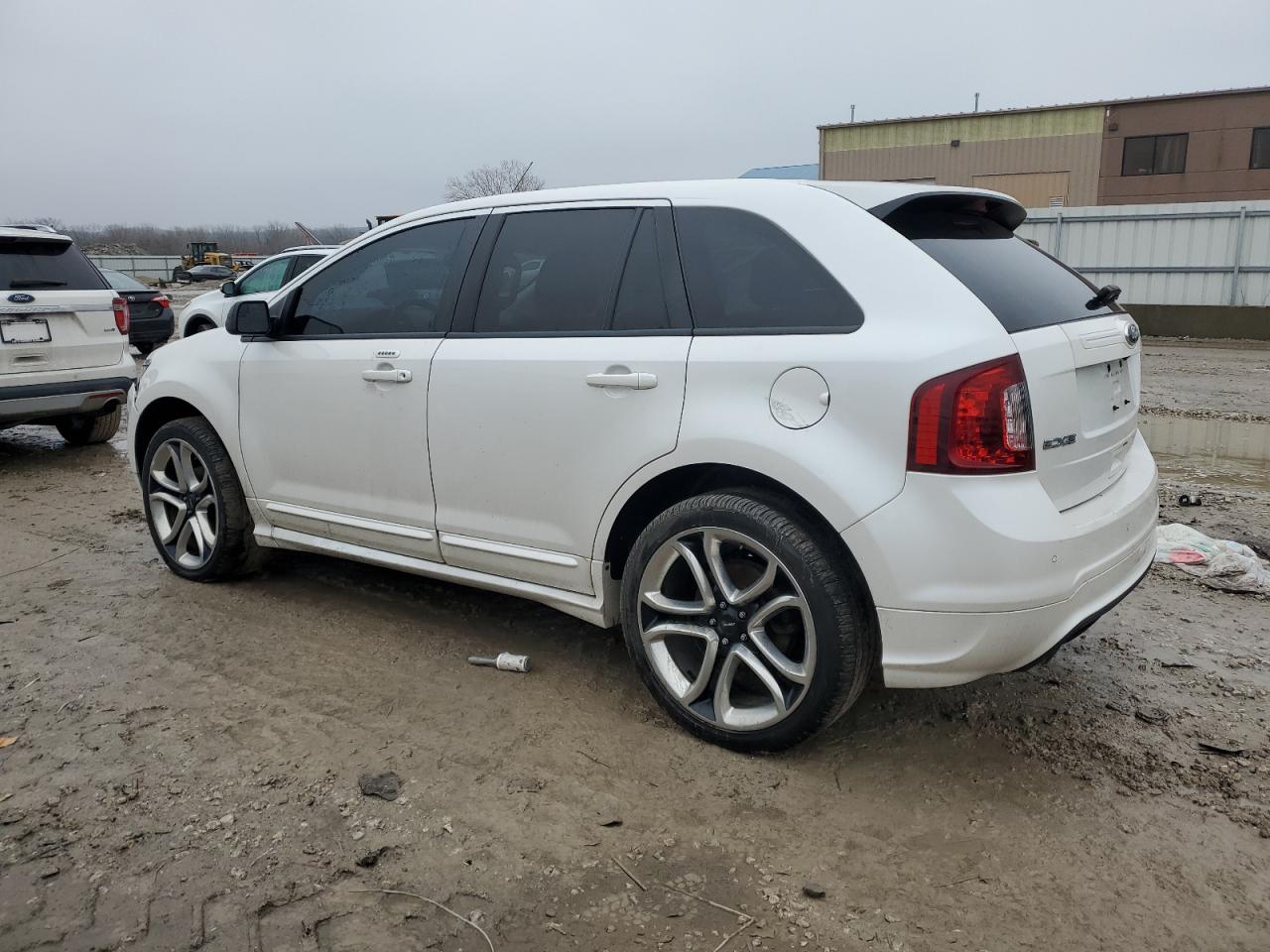 2014 Ford Edge - Image 2