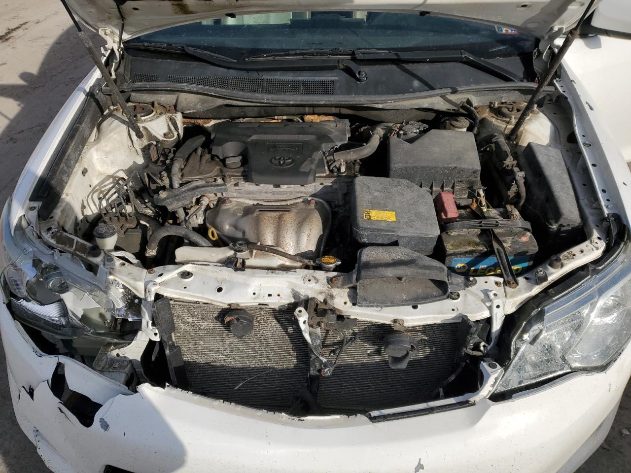 2014 Toyota Camry - Image 13