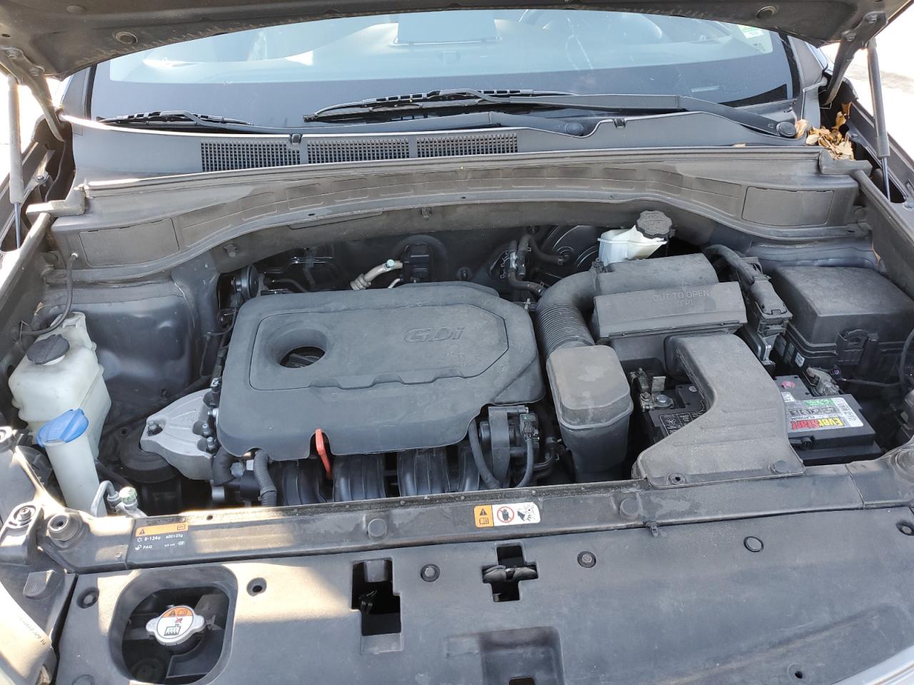 2017 Hyundai Santa Fe - Image 14