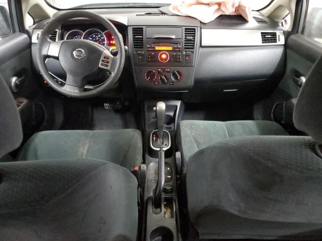  NISSAN VERSA 2012 Srebrny