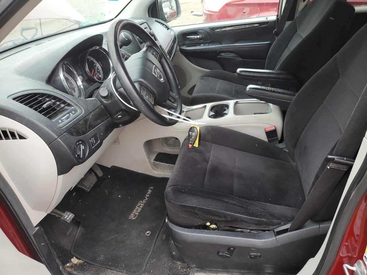 2014 Dodge Caravan - Image 7
