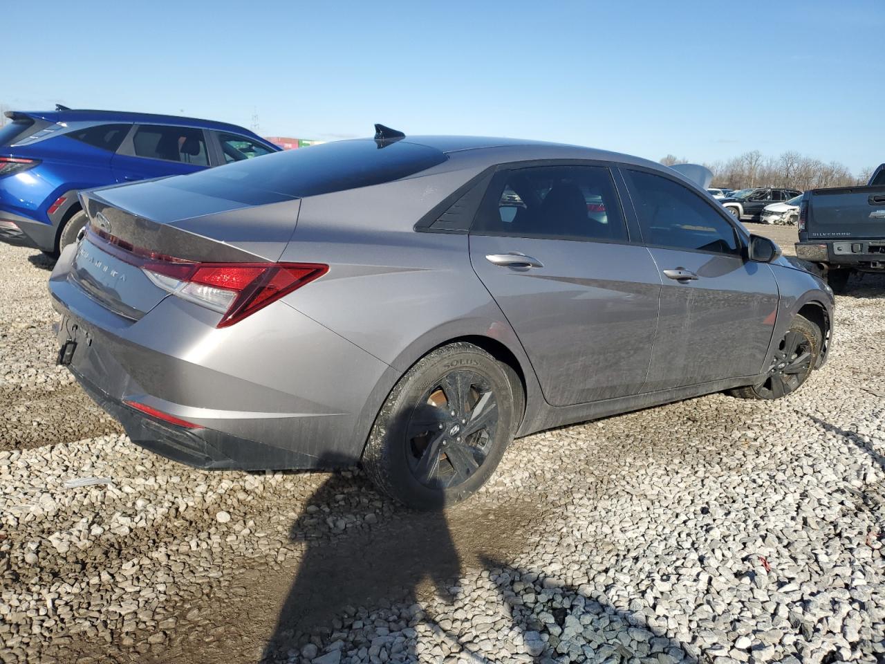 2021 Hyundai Elantra - Image 3