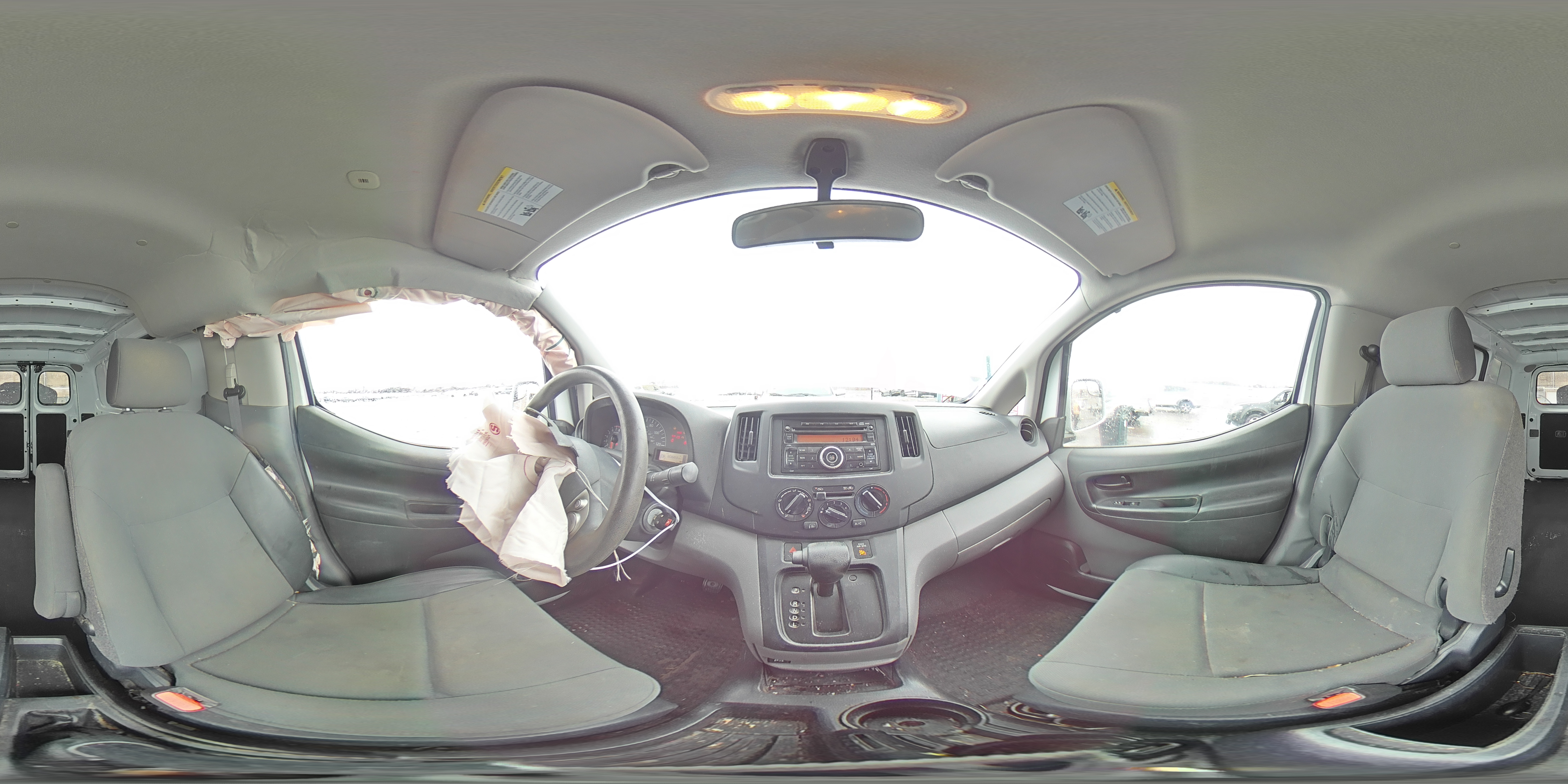 2017 Nissan NV - Image 14