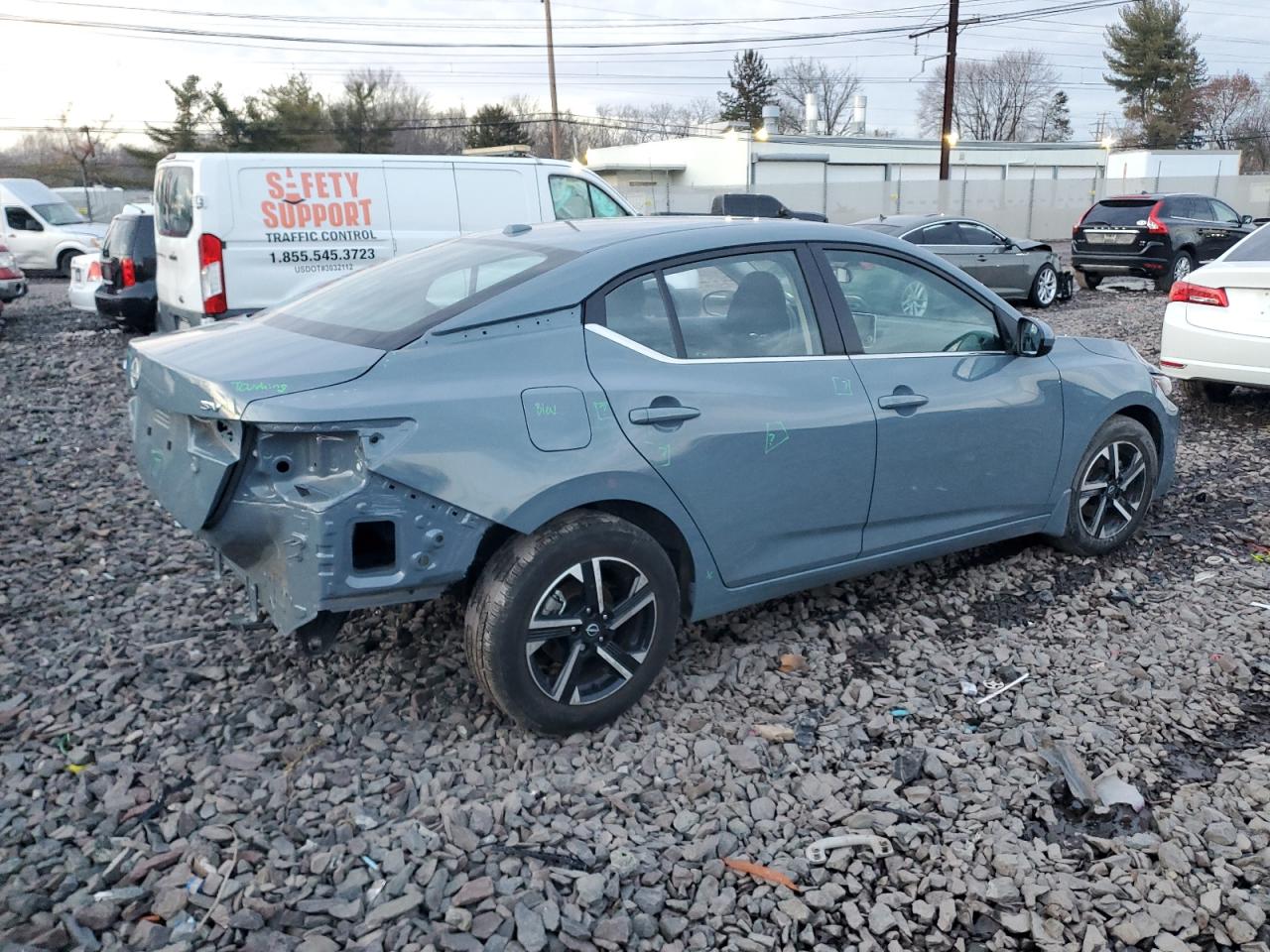 3N1AB8CV0RY258562 NISSAN SENTRA 2024